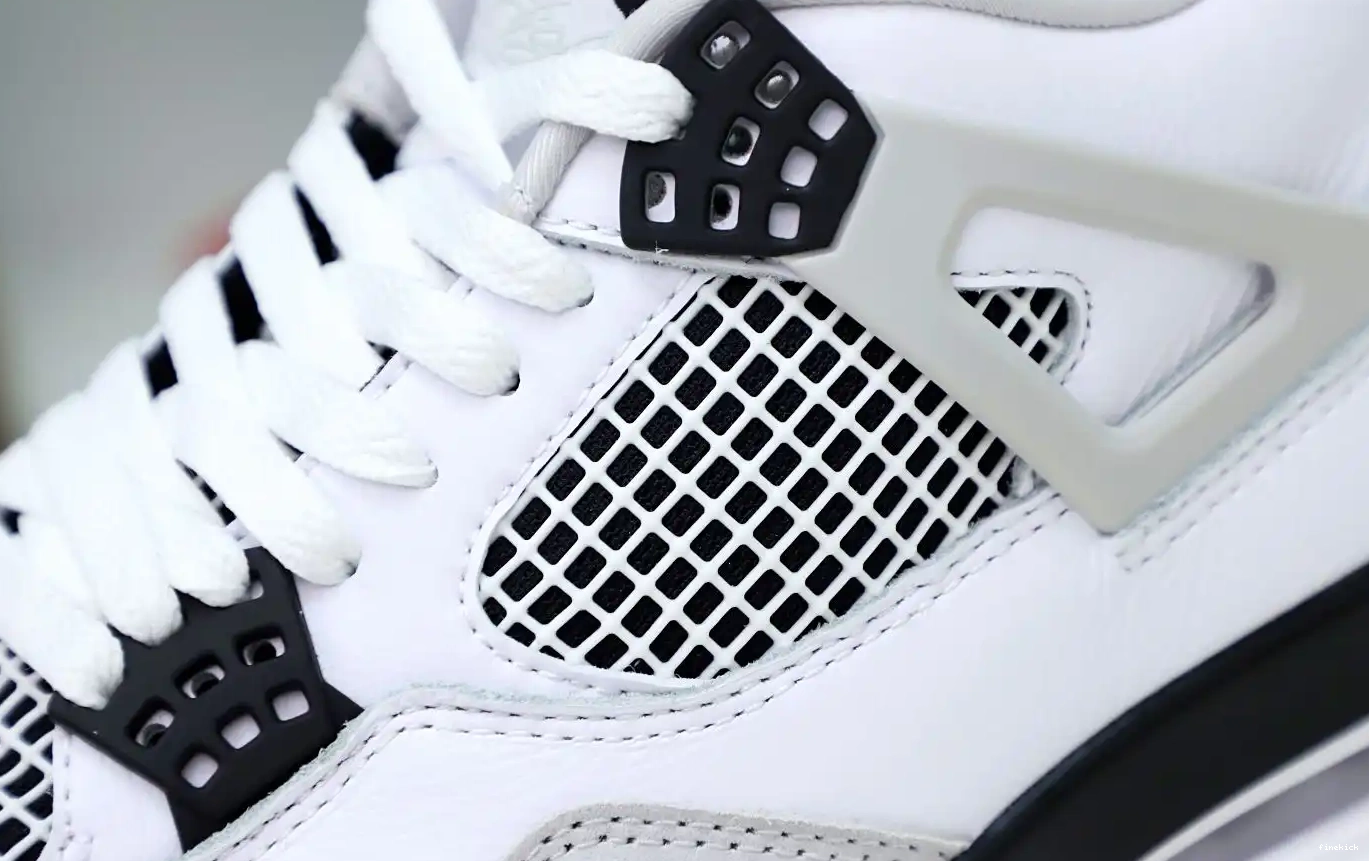 AIR BLACK 4 JORDAN MILITARY 0419